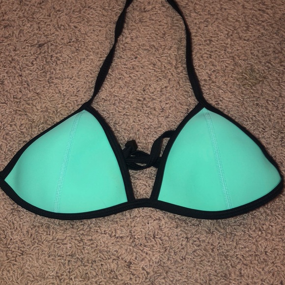 Triangle bikini top and bottom - Picture 3 of 7